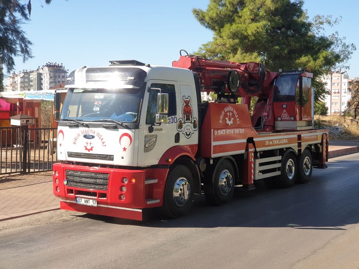 45 tonluk mobil vinç 38 metre dikey uzunluk-Antalya Vinç Kiralama-04.02.2020